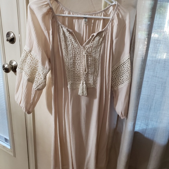 Dresses & Skirts - Dress